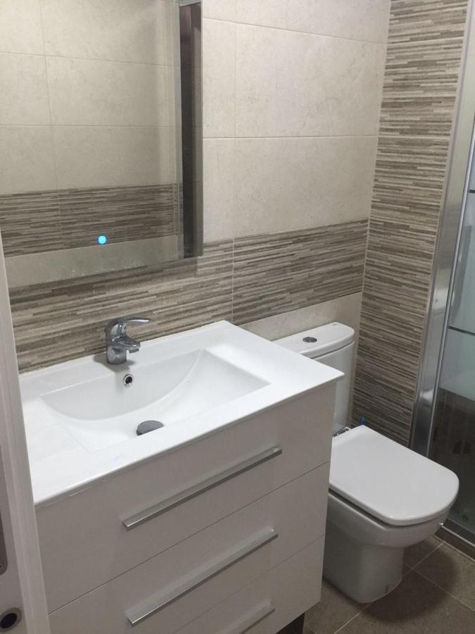 Levante Beachfront Luxury Apartment Benidorm Eksteriør bilde