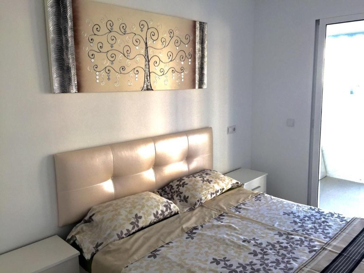 Levante Beachfront Luxury Apartment Benidorm Eksteriør bilde