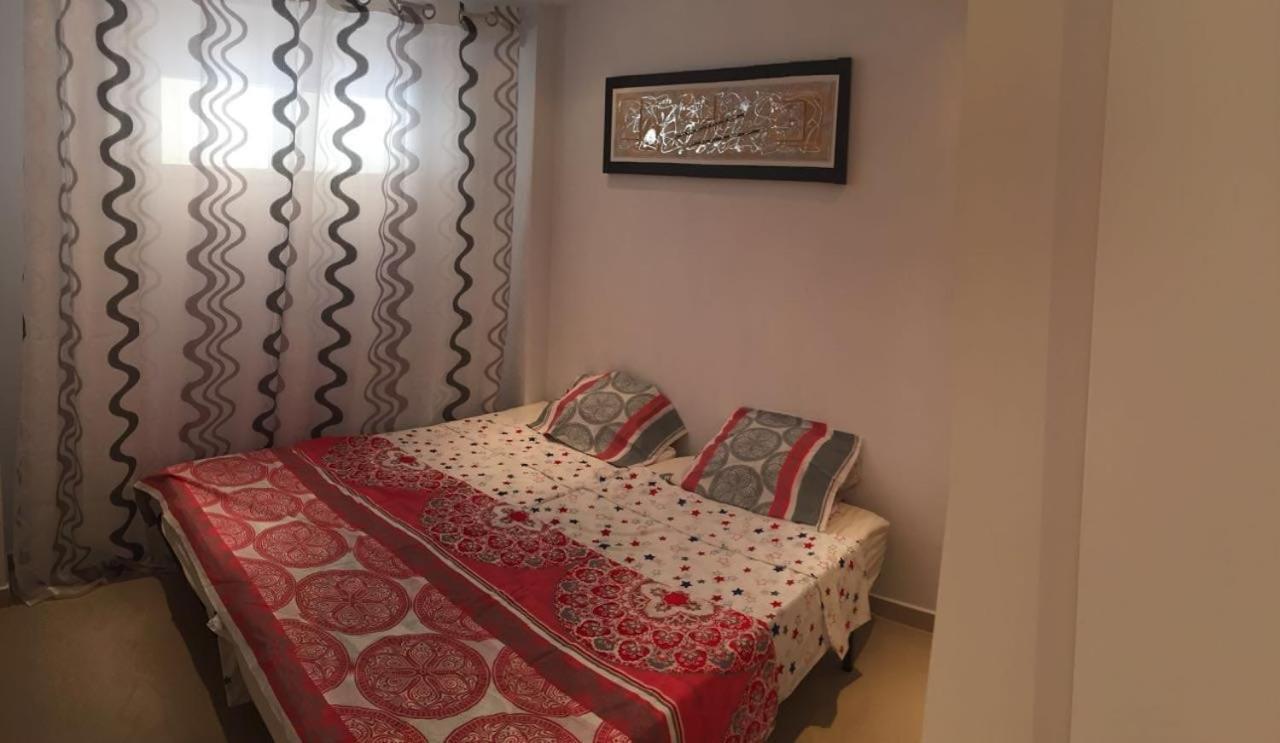 Levante Beachfront Luxury Apartment Benidorm Eksteriør bilde